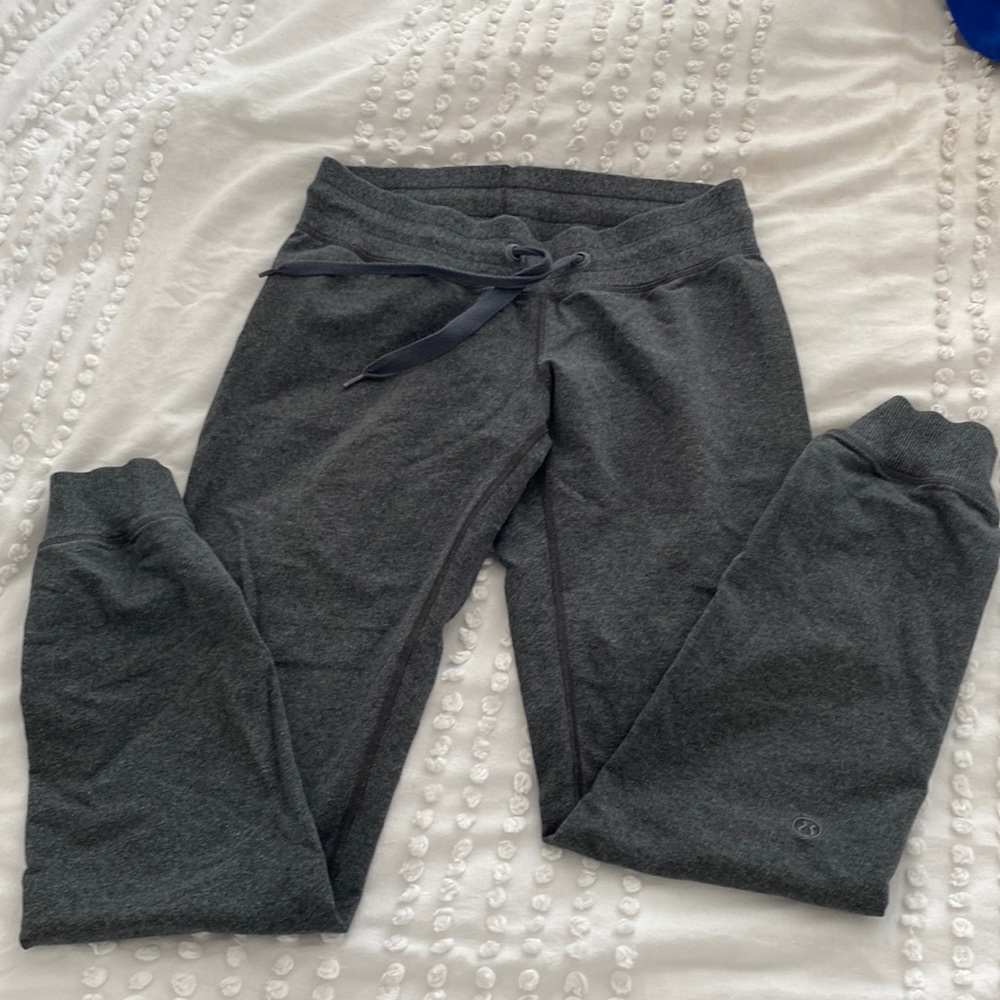 Lululemon gray joggers
